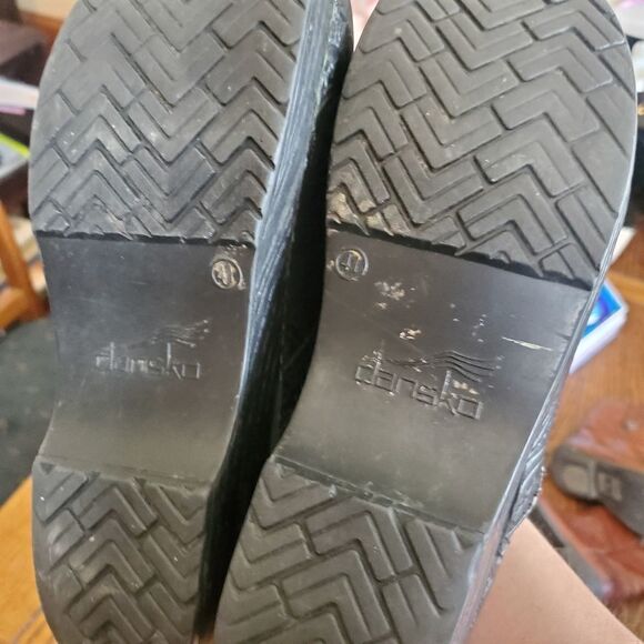 Dansko Women's Professional Black Tooled Leather C - Picture 5 of 8